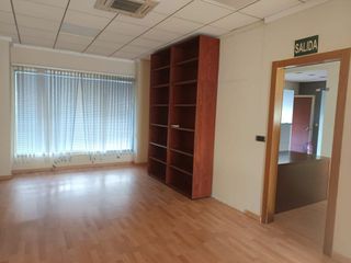 Oficina en venta en Poio