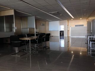 Nave industrial en alquiler en Pomar en Badalona