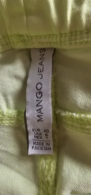 Pantalones pitillo verde lima