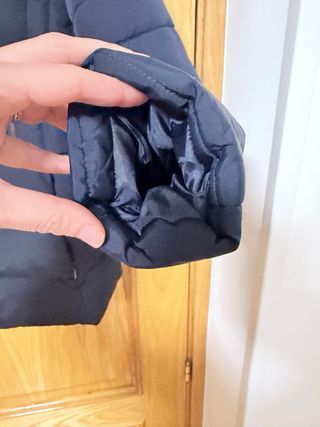 Abrigo azul con pelo de racoon