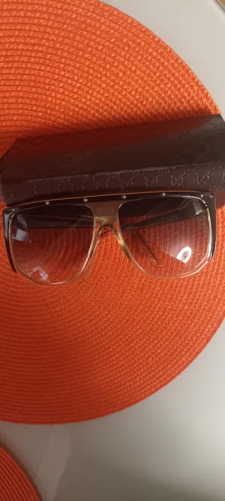 Gafas de sol Guess Aviador negro/gris