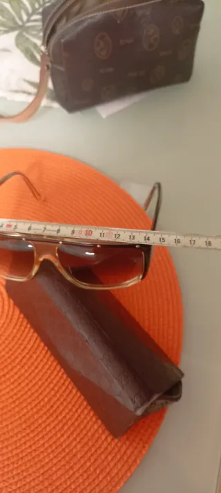 Gafas de sol Guess Aviador negro/gris