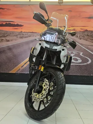 BMW F700GS