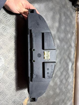 Cuadro Instrumentos Mercedes Clase C 2002