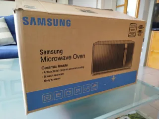 Microondas Samsung Negro
