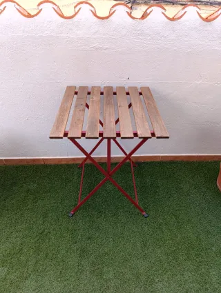 Mesa de terraza plegable madera y metal