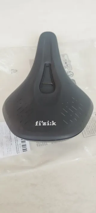 Fizik Terra Aidon X5 Sillín Negro