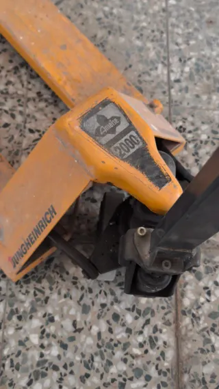 Transpaleta Manual Jungheinrich Ameise 2000kg