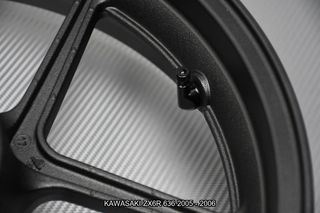 Llanta delantera KAWASAKI ZX6R 636 2005 - 2006