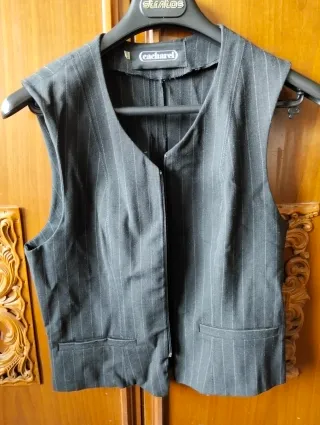 Gonna e gilet gessato