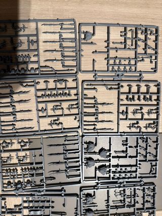 Warhammer Dark Elf Warriors (No completo)