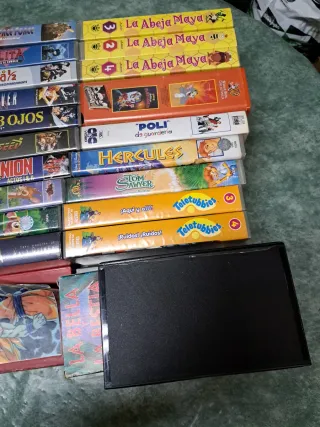 25 VHS Infantiles y Manga Variados