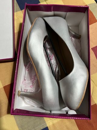 Zapatos Guapissima Talla 40 Plateados
