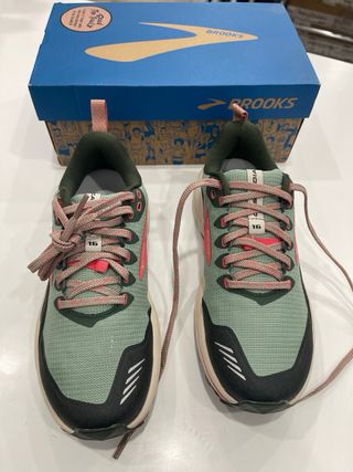 Scarpe Brooks da donna