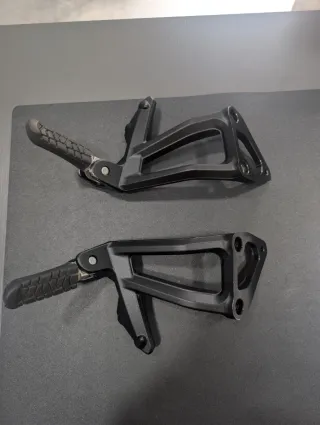 Estriberas KTM 790 Adventure Traseras