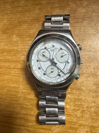 Reloj Swatch Cronógrafo Plata Blanco