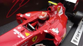 HWBLY68 Hot Wheels Ferrari F14-T K. Raikkonen 1/18