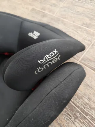 Silla coche Britax Römer negra