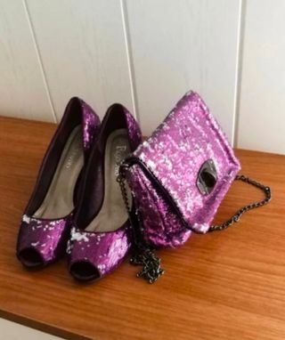 Bolso y Zapatos de Fiesta Morados y Plateados