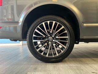 Volkswagen Caravelle Premium Larga 2.0 TDI 150kW BMT DSG 4Mot