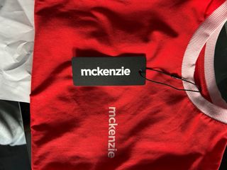 Camiseta McKenzie Roja Manga Corta