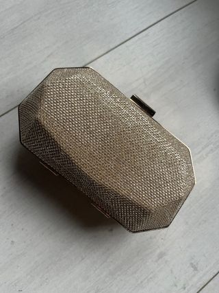 Bolso clutch Lefties dorado