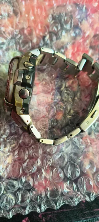 Orologio Casio G-Shock WR 200M ( Non funziona)