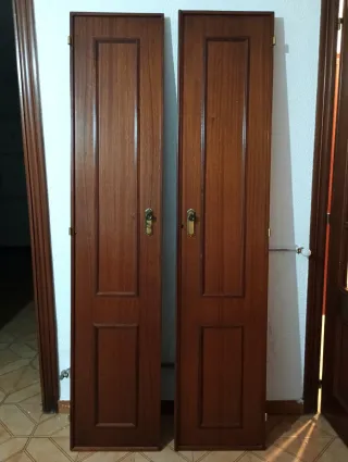 Puertas de madera interiores