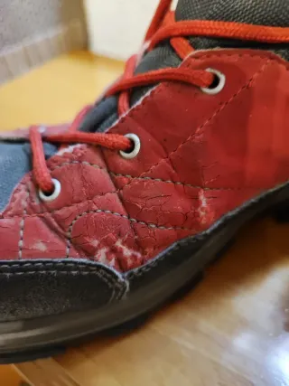 Botas montaña senderismo Quechua Talla 38