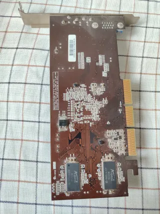 Tarjeta Gráfica Nvidia MX440-8X