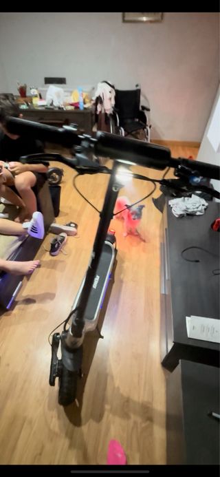 Patinete Eléctrico con Luces LED