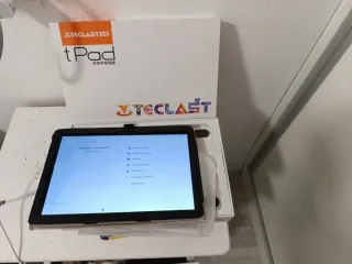 Tablet Teclast P30S con caja y funda