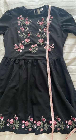 Vestido negro H&M flores bordadas talla 42