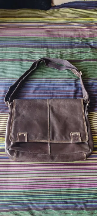 Bandolera de piel marrón