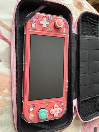 Nintendo Switch Lite Rosa con funda