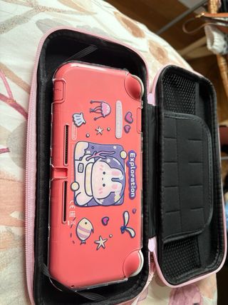Nintendo Switch Lite Rosa con funda