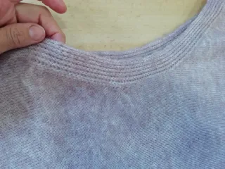 Jersey Bershka asimétrico lila Talla M