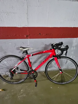 Bicicleta de carretera Specialized niño