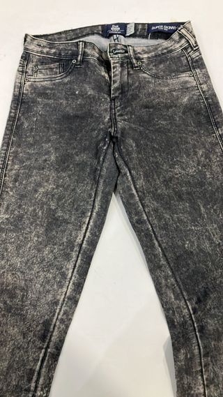 Pantalones Bsk Super Skinny Negro Jaspeado Talla S