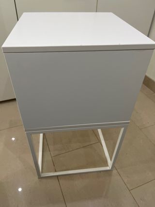 Mesita de noche Ikea blanca