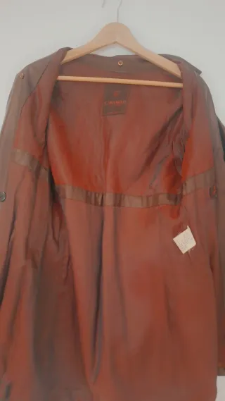 Gabardina impermeable CRAMELO marrón