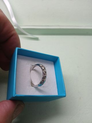 Sortija oro blanco 5 brillantes talla 16