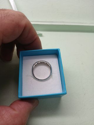 Sortija oro blanco 5 brillantes talla 16