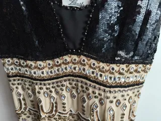 Vestido fiesta pedrería y lentejuelas