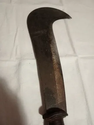 Falccetto d'epoca per decorazione