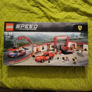 LEGO Speed Champions 75889 Ferrari Ultimate Garage