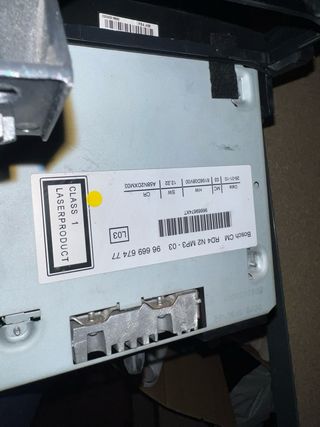 Radio y pantalla Peugeot 3008