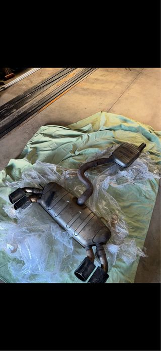 Línea de escape original Golf 7 R (2014)