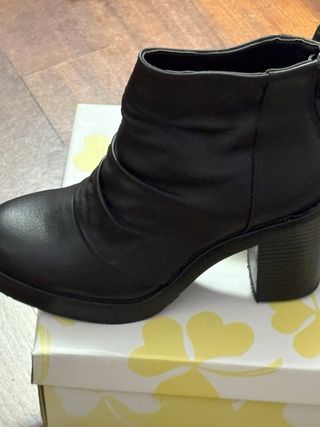 Stivaletti Tronchetti Zoe