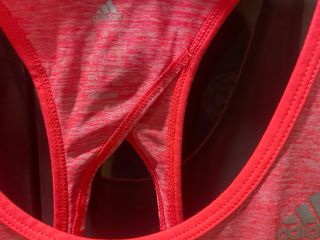 Camiseta deportiva Adidas, talla M